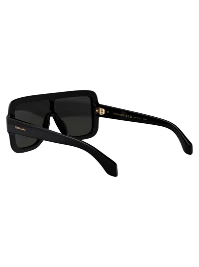 Ferragamo Sf2061se Sunglasses In Black