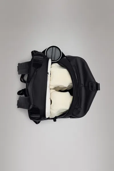 Rains Clip Front Backpack In Green