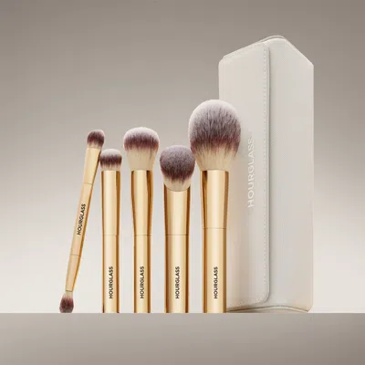 Hourglass Face And Eye Travel Brush Set In Multi