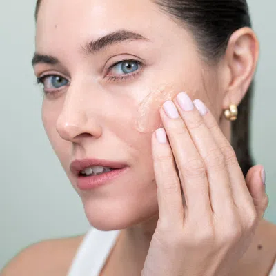 Revive Melting Cleanser Makeup Removing Wash