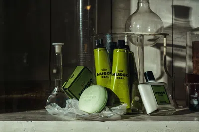 Claus Porto Musgo Real Shaving Cream Classic Scent In Green