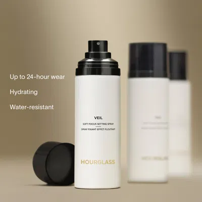 Hourglass Veil Soft Focus Setting Spray
