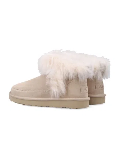 Ugg Classic Ultra Mini Chalet Beige Ankle Boots With Fur Design In Suede Woman In Nude