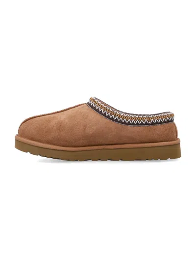 Ugg Slip-on Clog In Soft Suede With Sheepskin Lining In Brown