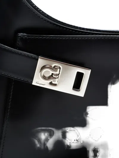 Pre-owned Ferragamo 2010 Ganchini Leather Shoulder Bag In Black