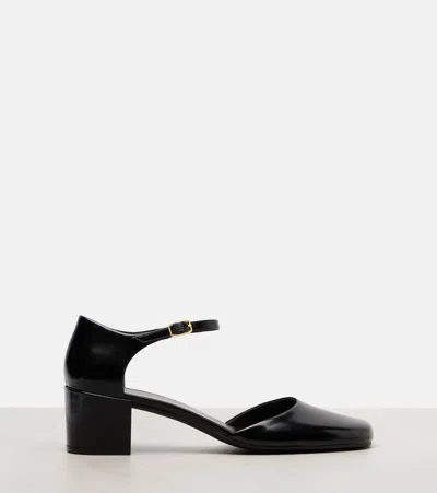The Row Black Leather Penelope Pumps In Black