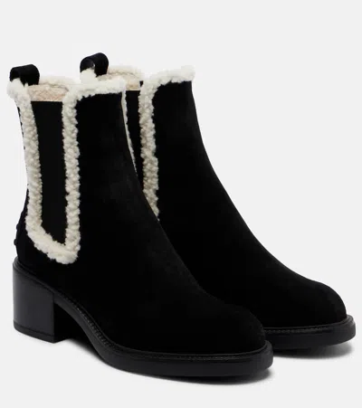 Tod's Gommino Suede Chelsea Boots In Black