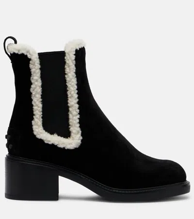 Tod's Gommino Suede Chelsea Boots In Black