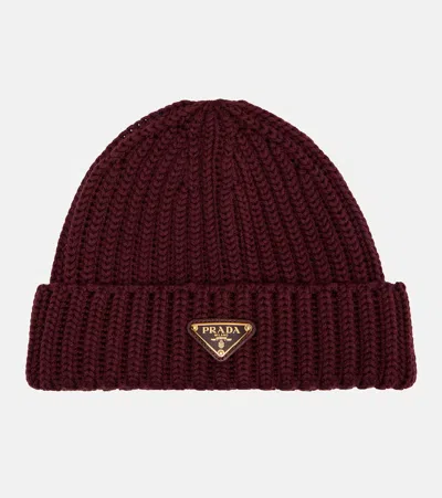 Prada Ribbed-knit Wool And Cashmere Beanie In Burgundy