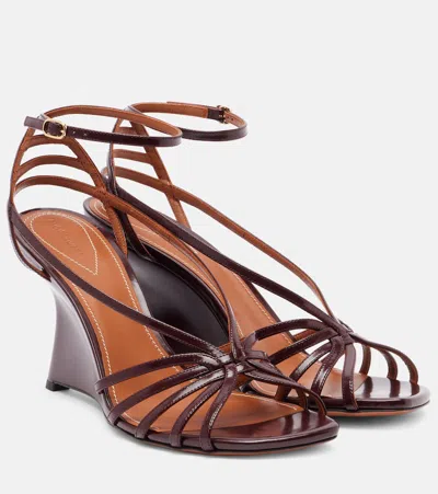 Zimmermann Aura 85 Patent Leather Wedge Sandals In Burgundy
