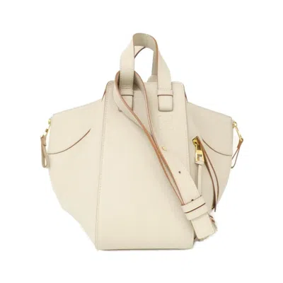 Pre-owned Loewe Gold Leather Shoulder Bag ()