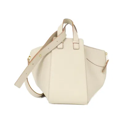 Pre-owned Loewe Gold Leather Shoulder Bag ()