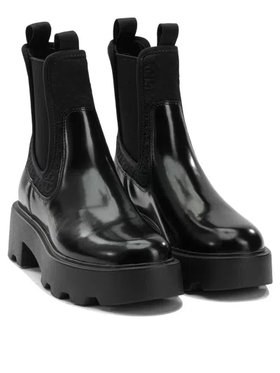 Tory Burch T Monogram Chelsea Boots In Black
