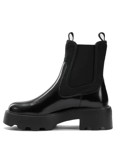 Tory Burch T Monogram Chelsea Boots In Black