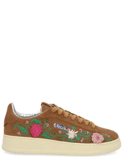 Autry Dallas Low Sneakers With Embroidered Floral Details In Brown