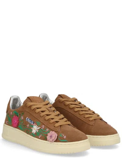 Autry Dallas Low Sneakers With Embroidered Floral Details In Brown