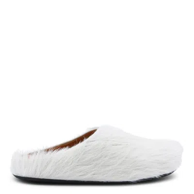 Marni Faux Fur Round Toe Slippers With Heel In White