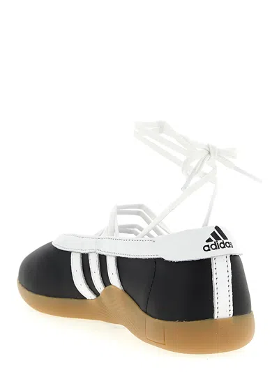 Adidas Originals Taekwondo Mei Flat Shoes White/black