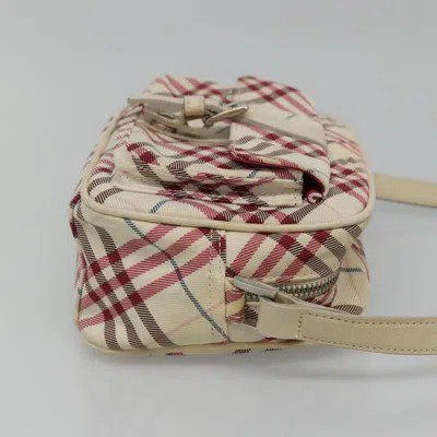 Pre-owned Burberry Nova Check White Nylon Shoulder Bag ()