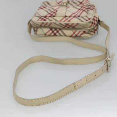 Pre-owned Burberry Nova Check White Nylon Shoulder Bag ()