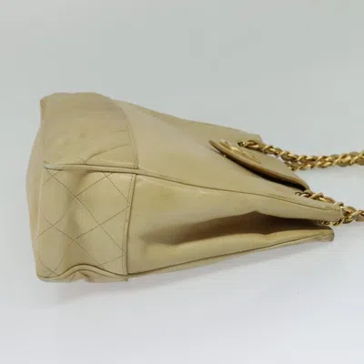 Pre-owned Chanel Beige Leather Shoulder Bag () In Sand