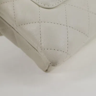 Pre-owned Chanel Cambon Line White Leather Shoulder Bag ()