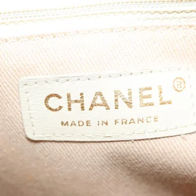 Pre-owned Chanel Camellia Beige Leather Shoulder Bag () In Sand