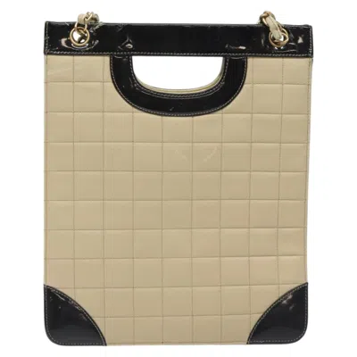 Pre-owned Chanel Chocolate Bar White Leather Tote Bag ()