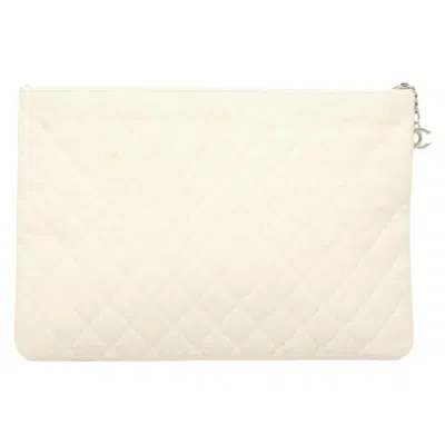 Pre-owned Chanel Coco Cuba White Canvas Clutch Bag ()