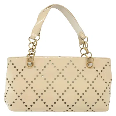 Pre-owned Chanel Coco Mark White Patent Leather Shoulder Bag ()