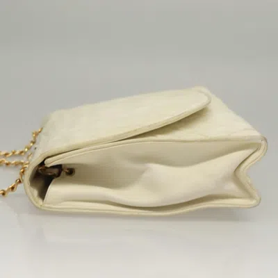 Pre-owned Chanel Demi Lune White Leather Shoulder Bag ()
