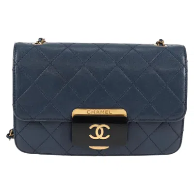 Pre-owned Chanel Flap Bag Navy Leather Shoulder Bag () In Blue