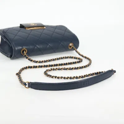 Pre-owned Chanel Flap Bag Navy Leather Shoulder Bag () In Blue