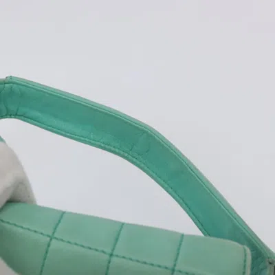 Pre-owned Chanel Green Leather Clutch Bag ()