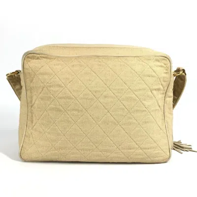 Pre-owned Chanel Matelasse Beige Canvas Shoulder Bag () In Sand