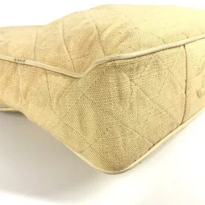 Pre-owned Chanel Matelasse Beige Canvas Shoulder Bag () In Sand