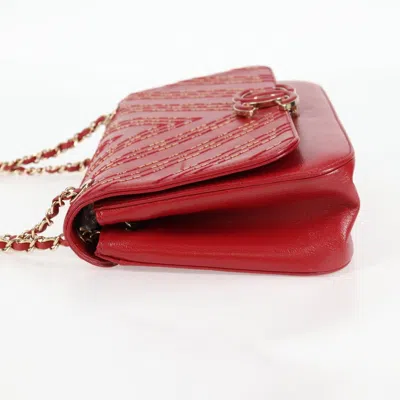 Pre-owned Chanel V-stich Red Leather Shoulder Bag ()