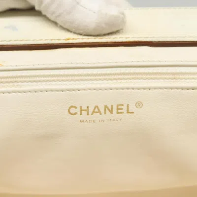 Pre-owned Chanel Vintage White Leather Shoulder Bag ()