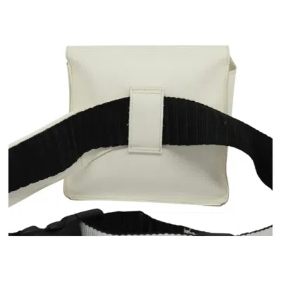 Pre-owned Chanel White Nylon Shoulder Bag ()