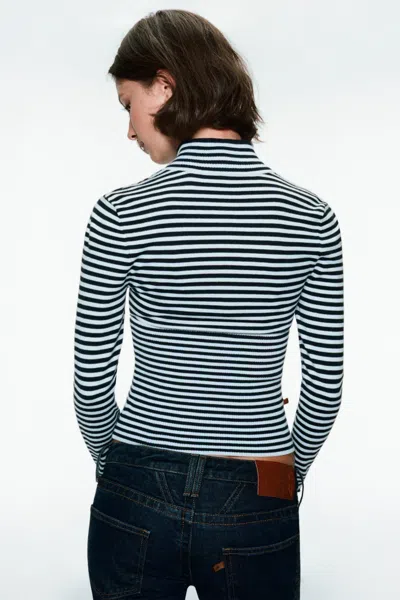 Ho25 Vlad Zip Up In Black