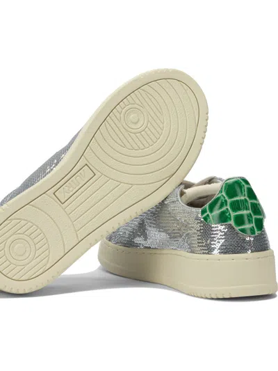 Autry Dallas Low Sneakers Featuring Crystals In Silver