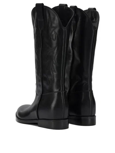 Strategia Boots In Black