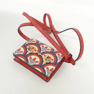 Pre-owned Gucci Navy Red Color White Leather Chain/shoulder Wallet ()