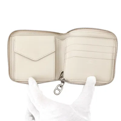 Pre-owned Hermes White Wallet (bi-fold) ()