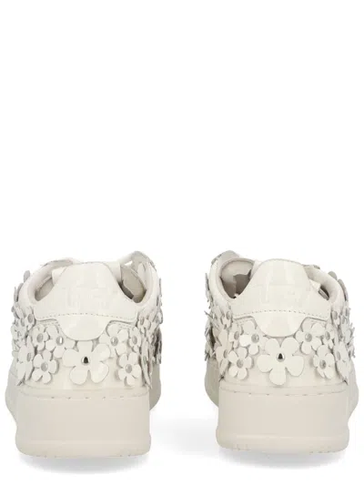 Autry Low-top Sneakers With Clean Silhouette And Rounded Toe In Multi