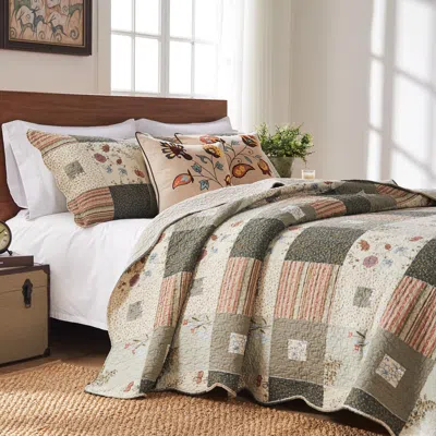 Breebe Sedona Quilt Set In Multi
