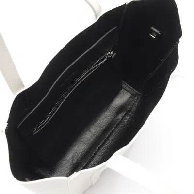 Pre-owned Balenciaga White Leather Tote Bag ()