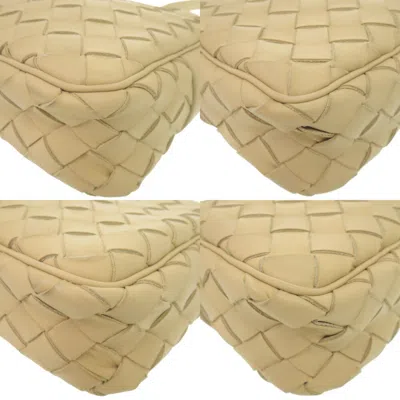 Pre-owned Bottega Veneta Beige Leather Shoulder Bag () In Sand