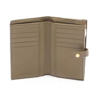 Pre-owned Bottega Veneta Khaki Leather Wallet (bi-fold) () In Brown