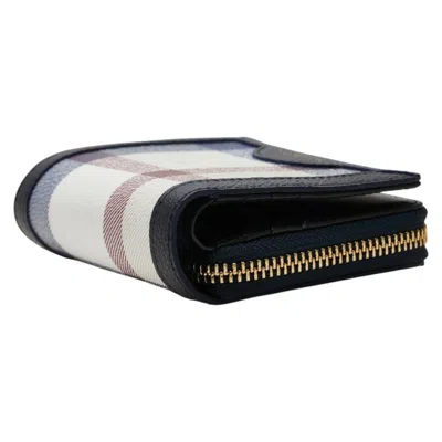 Pre-owned Burberry Blue Multi-color Navy Leather Wallet (bi-fold) ()